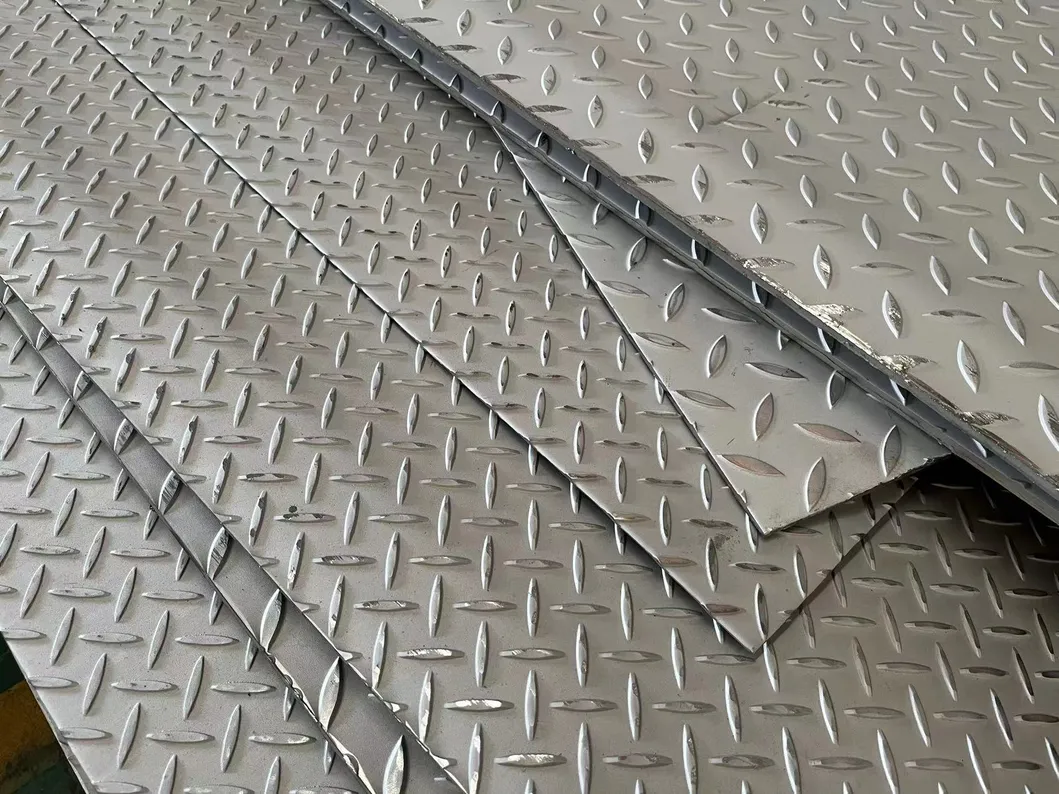 ASTM A240 316Ti Cold Rolled Stainless Steel Sheets Industrial Uses For Equipment Surgical Instruments 2